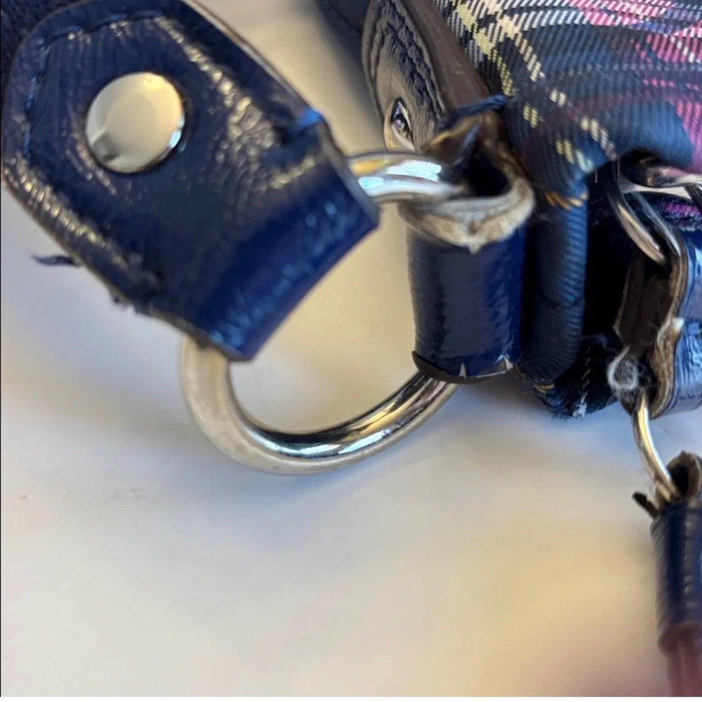 Coach Poppy Y2K 2000 Tartan Plaid EUC
Shoulder Bag  EUC - Picture 9 of 13